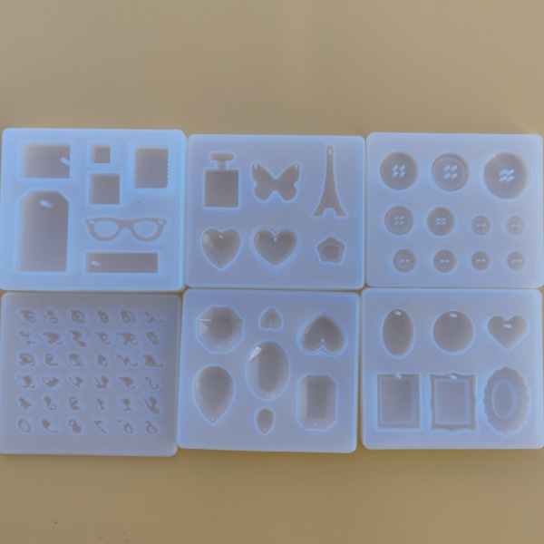 DIY crystal drop glue pendant mold diamond letter button mirror silicone decorative ornaments for cross-border