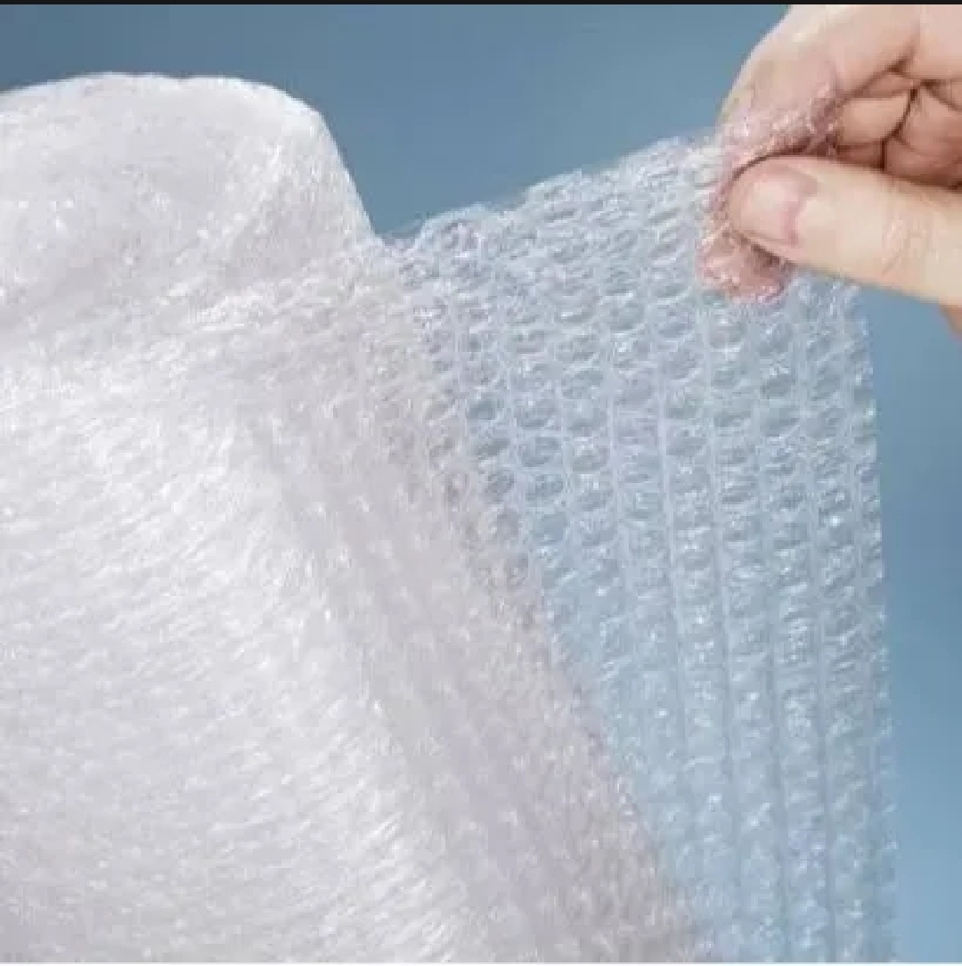 Protective Bubble Wrap Roll for Packaging and Shipping